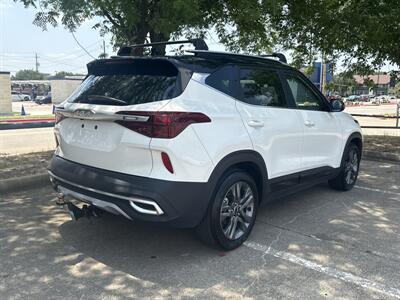 2023 Kia Seltos S   - Photo 8 - Dallas, TX 75252