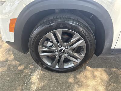 2023 Kia Seltos S   - Photo 39 - Dallas, TX 75252