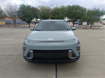 2024 Hyundai KONA SEL   - Photo 2 - Dallas, TX 75252