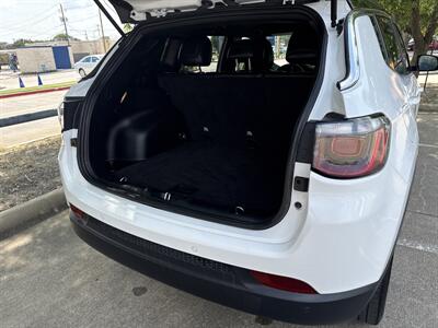2024 Jeep Compass Limited   - Photo 16 - Dallas, TX 75252