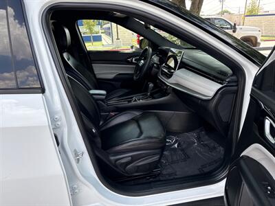 2024 Jeep Compass Limited   - Photo 18 - Dallas, TX 75252