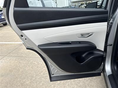 2025 Hyundai TUCSON SEL   - Photo 12 - Dallas, TX 75252
