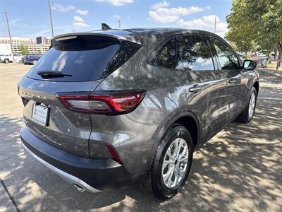 2025 Ford Escape Active   - Photo 6 - Dallas, TX 75252