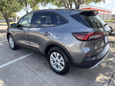 2025 Ford Escape Active   - Photo 5 - Dallas, TX 75252