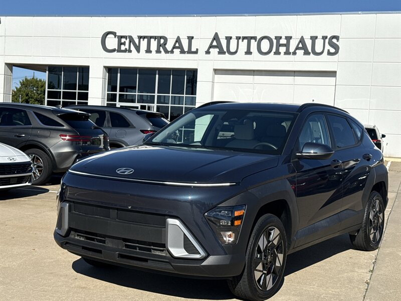 2024 Hyundai KONA SEL   - Photo 1 - Dallas, TX 75252