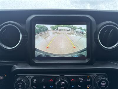 2023 Jeep Wrangler Sahara 4xe - Photo 27 - Dallas, TX 75252