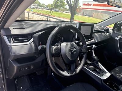 2024 Toyota RAV4 XLE   - Photo 18 - Dallas, TX 75252