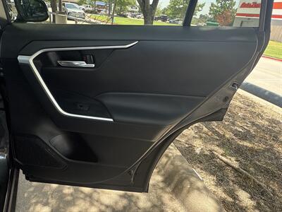 2024 Toyota RAV4 XLE   - Photo 12 - Dallas, TX 75252
