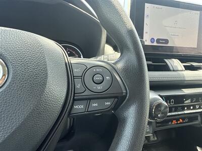 2024 Toyota RAV4 XLE   - Photo 23 - Dallas, TX 75252
