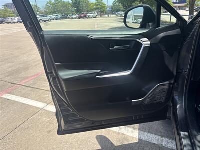 2024 Toyota RAV4 XLE   - Photo 10 - Dallas, TX 75252