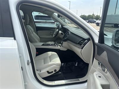 2023 Volvo XC90 B5 Plus Bright Theme   - Photo 20 - Dallas, TX 75252