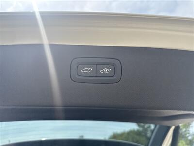 2023 Volvo XC90 B5 Plus Bright Theme   - Photo 17 - Dallas, TX 75252
