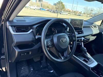 2024 Toyota RAV4 LE   - Photo 18 - Dallas, TX 75252