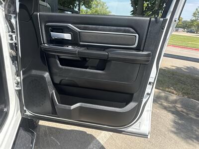 2024 RAM 3500 Big Horn   - Photo 14 - Dallas, TX 75252