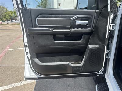 2024 RAM 3500 Big Horn   - Photo 10 - Dallas, TX 75252