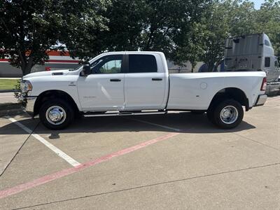 2024 RAM 3500 Big Horn   - Photo 4 - Dallas, TX 75252