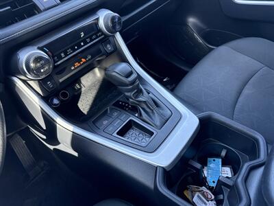 2024 Toyota RAV4 XLE - Photo 30 - Dallas, TX 75252