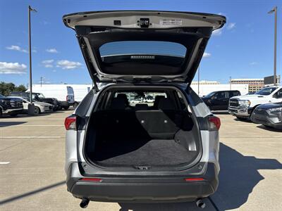 2024 Toyota RAV4 XLE - Photo 15 - Dallas, TX 75252