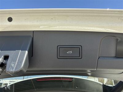 2025 Volkswagen Atlas SE   - Photo 17 - Dallas, TX 75252