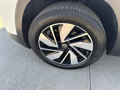 2025 Volkswagen Atlas SE   - Photo 38 - Dallas, TX 75252