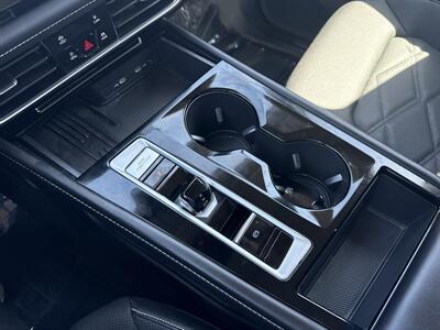 2025 Volkswagen Atlas SE   - Photo 32 - Dallas, TX 75252