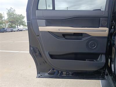 2023 Ford Expedition MAX Limited   - Photo 12 - Dallas, TX 75252