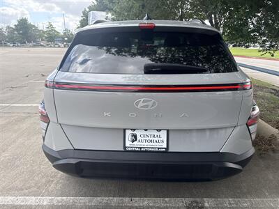 2025 Hyundai KONA SEL   - Photo 6 - Dallas, TX 75252