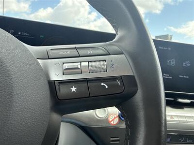 2025 Hyundai KONA SEL   - Photo 13 - Dallas, TX 75252