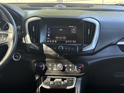 2023 GMC Terrain SLE   - Photo 27 - Dallas, TX 75252