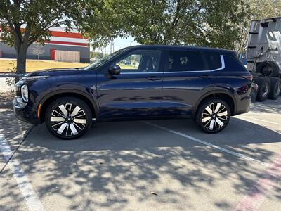 2025 Mitsubishi Outlander SE - Photo 4 - Dallas, TX 75252