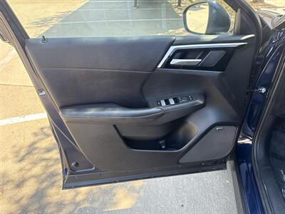 2025 Mitsubishi Outlander SE - Photo 11 - Dallas, TX 75252