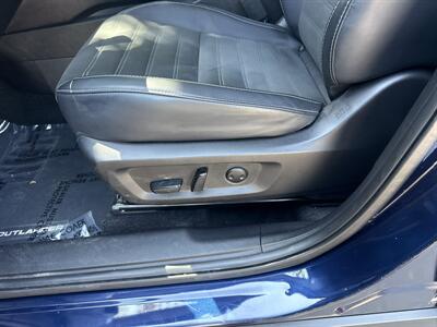 2025 Mitsubishi Outlander SE - Photo 13 - Dallas, TX 75252