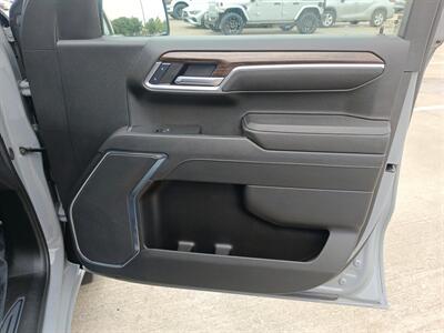 2024 GMC Sierra 1500 SLE   - Photo 16 - Dallas, TX 75252