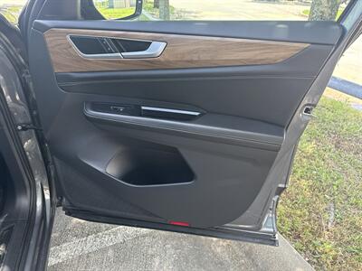 2025 Volkswagen Atlas SE - Photo 14 - Dallas, TX 75252