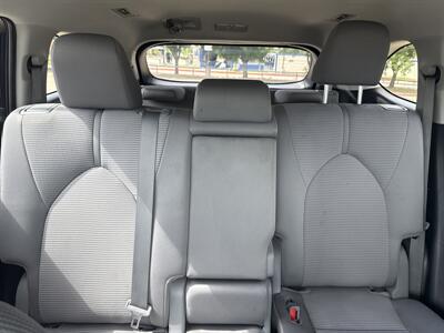 2023 Toyota Highlander LE   - Photo 31 - Dallas, TX 75252