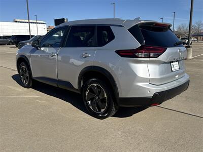 2025 Nissan Rogue SV   - Photo 5 - Dallas, TX 75252
