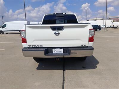 2018 Nissan Titan S   - Photo 6 - Dallas, TX 75252