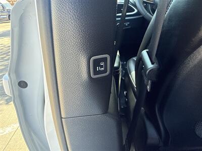 2026 Chrysler Pacifica Select - Photo 15 - Dallas, TX 75252
