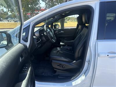 2026 Chrysler Pacifica Select - Photo 17 - Dallas, TX 75252
