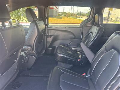 2026 Chrysler Pacifica Select - Photo 33 - Dallas, TX 75252