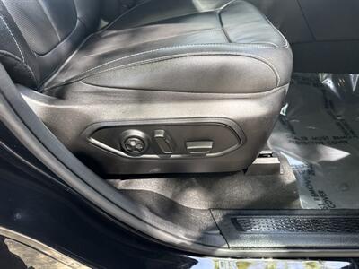 2024 Jeep Grand Cherokee L Limited   - Photo 18 - Dallas, TX 75252