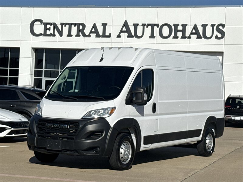 2023 RAM ProMaster Cargo Van Base's photo