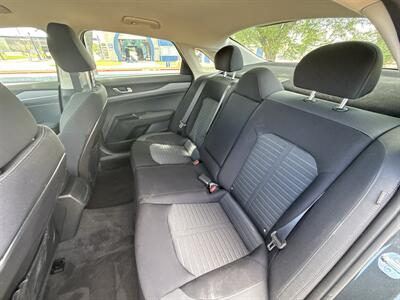 2026 Kia K5 LXS   - Photo 33 - Dallas, TX 75252