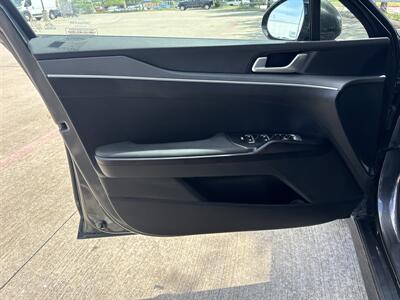 2026 Kia K5 LXS   - Photo 10 - Dallas, TX 75252