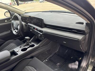 2026 Kia K5 LXS   - Photo 24 - Dallas, TX 75252
