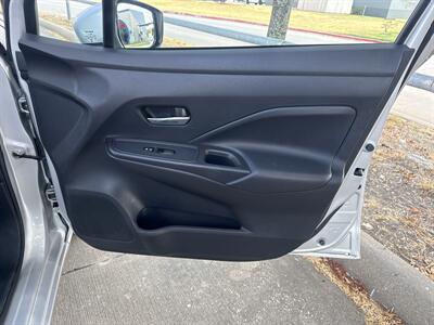 2025 Nissan Versa SV - Photo 13 - Dallas, TX 75252