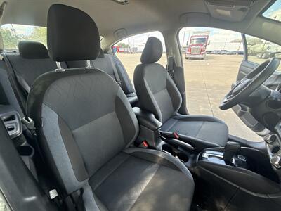 2025 Nissan Versa SV - Photo 27 - Dallas, TX 75252