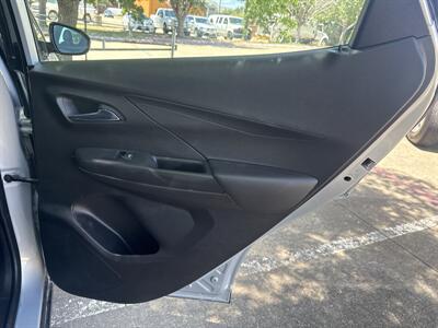 2023 Chevrolet Bolt EV 2LT   - Photo 13 - Dallas, TX 75252