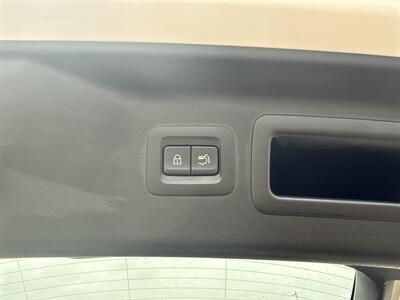 2024 Mazda CX-90 Plug-in Hybrid Premium   - Photo 17 - Dallas, TX 75252