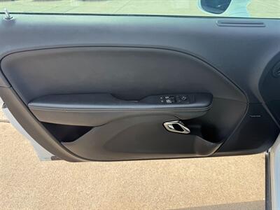 2016 Dodge Challenger SRT Hellcat   - Photo 18 - Dallas, TX 75252
